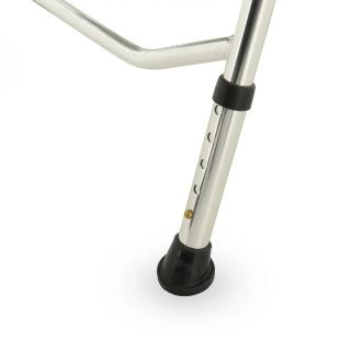 Кресло-стул с санитарным оснащением арт.370.33