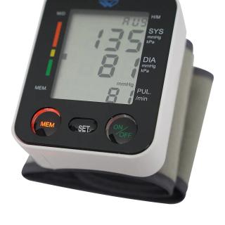 Тонометр на запястье автоматический Med-Mos PG-800A12